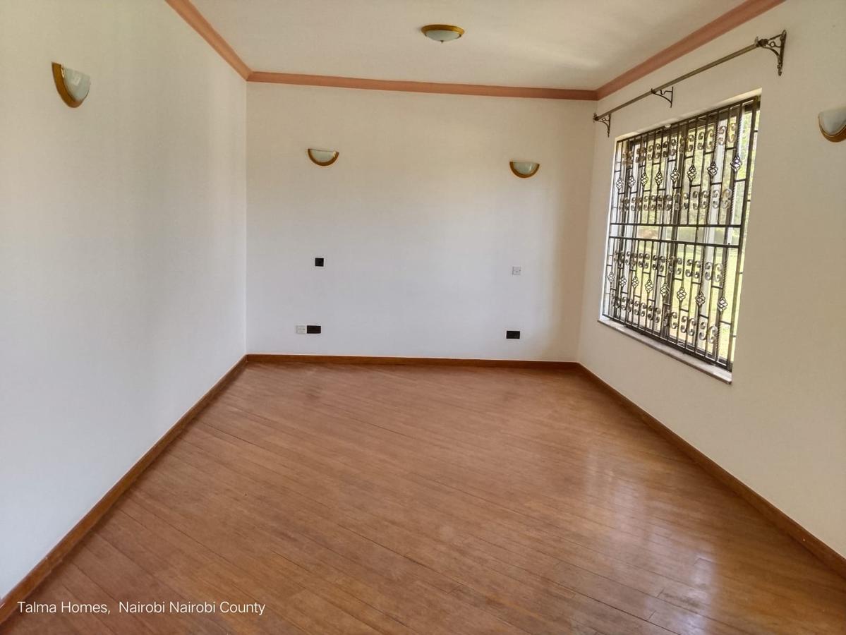 4 Bed Townhouse with En Suite at Eldama Ravine Road - 7