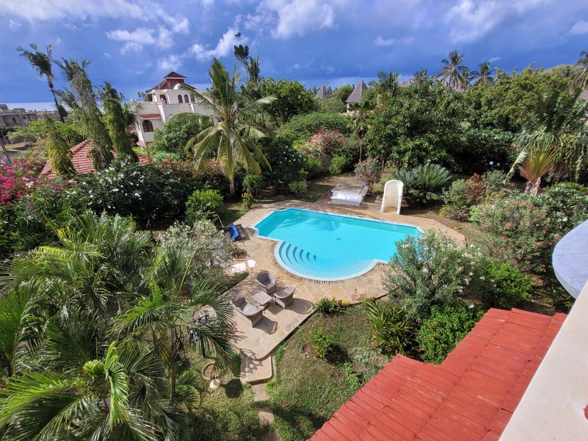 4 Bed Villa with En Suite in Diani - 10