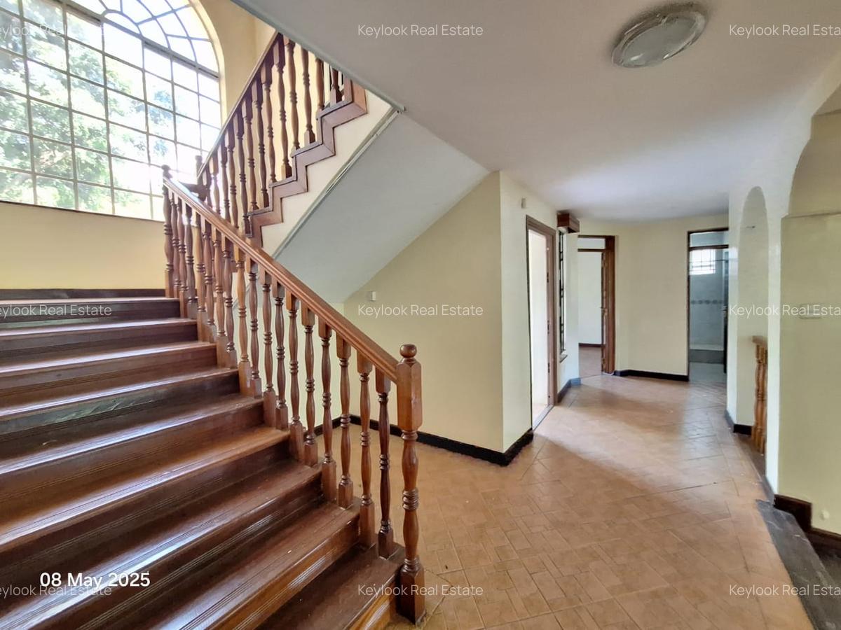 4 Bed Apartment with En Suite at Lavington - 5