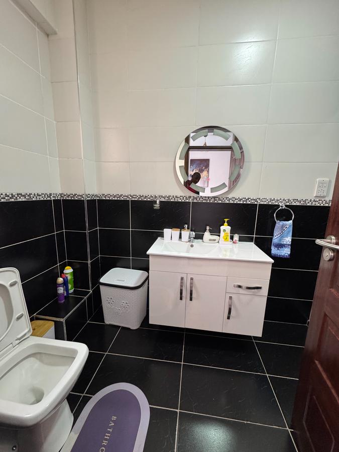 Serviced 2 Bed Apartment with En Suite in Brookside - 15