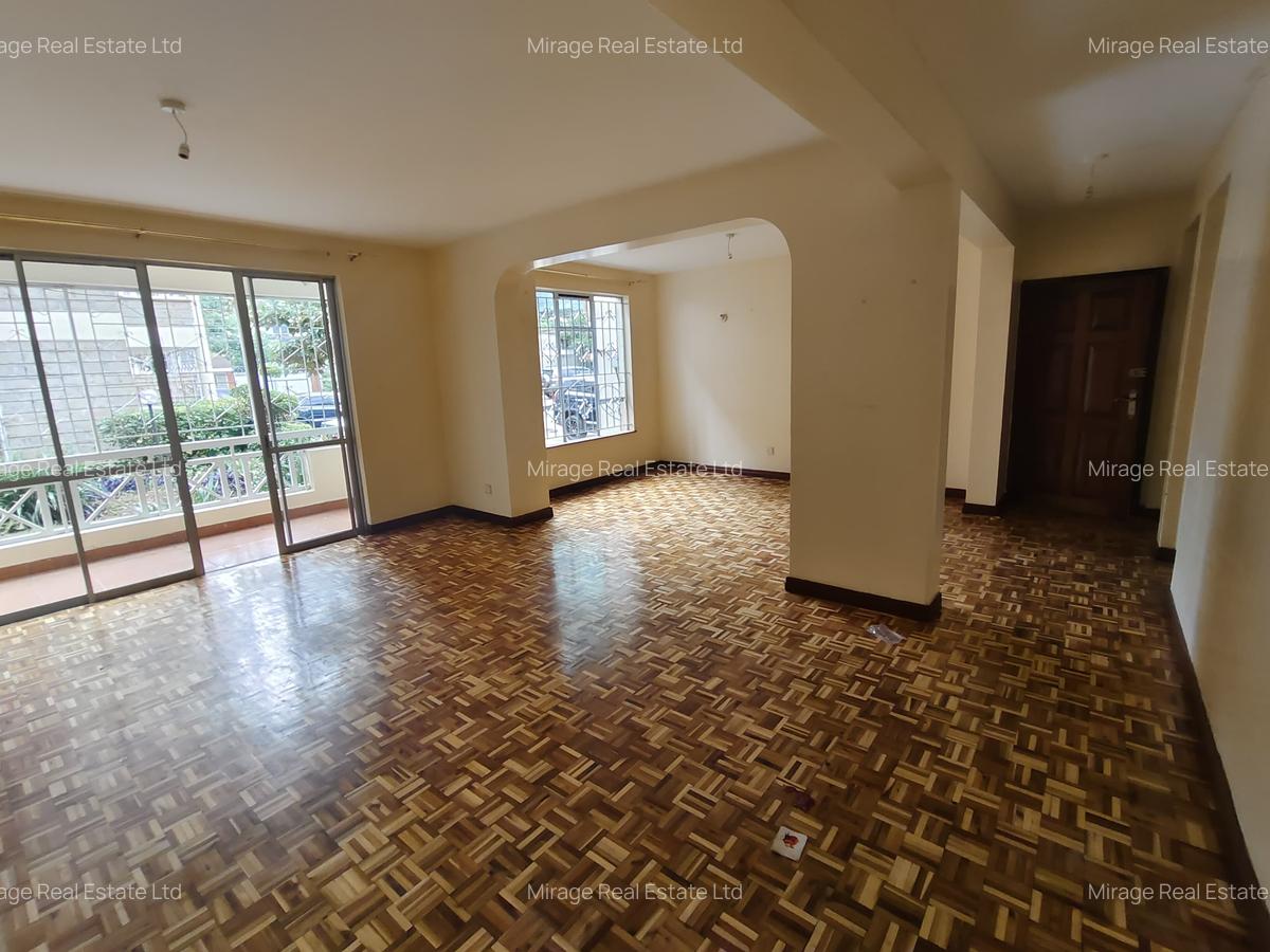3 Bed Apartment with Swimming Pool in Kilimani - 20