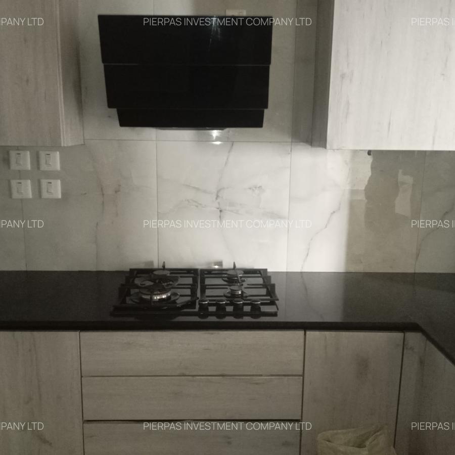 Serviced 4 Bed Apartment with En Suite in Parklands - 11