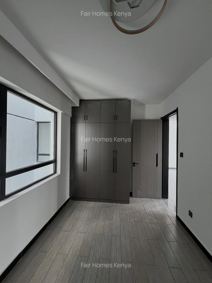 1 Bed Apartment with En Suite at Valley Arcade - 5