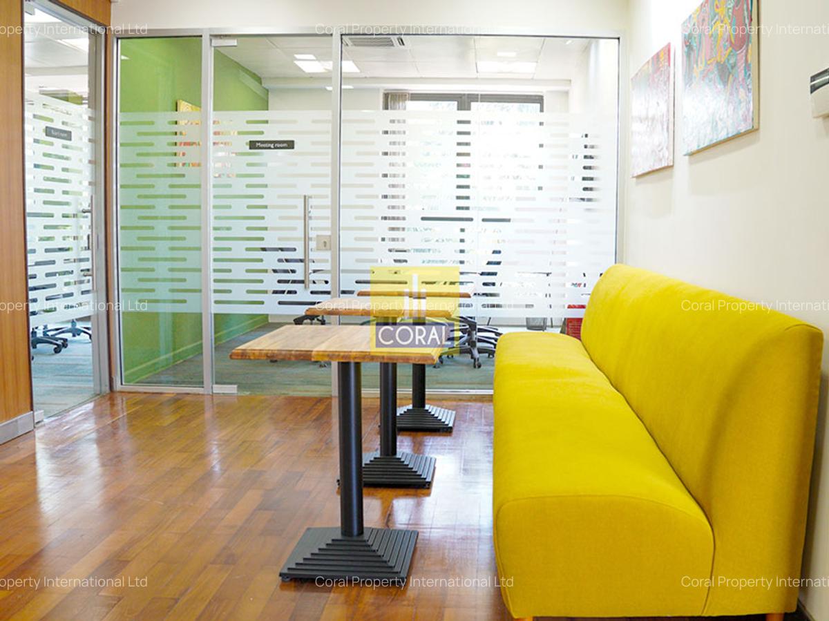 Office in Riverside - 19