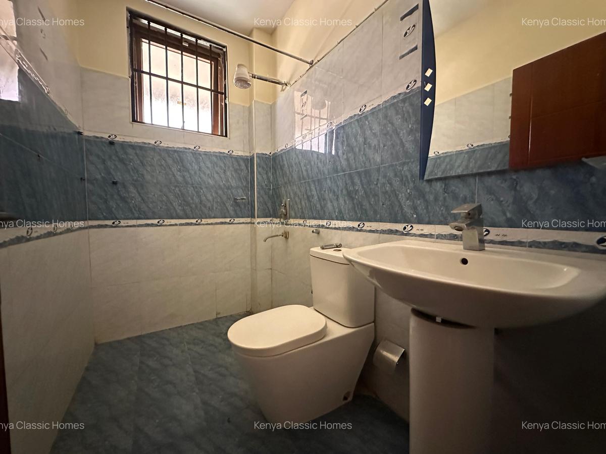 4 Bed Apartment with En Suite at Lavington - 19