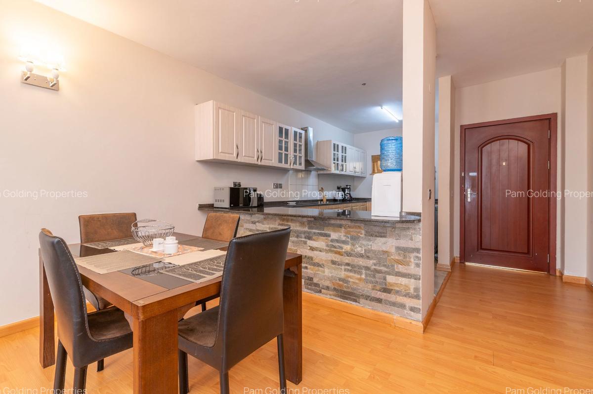 Furnished 1 Bed Apartment with En Suite in Westlands Area - 4