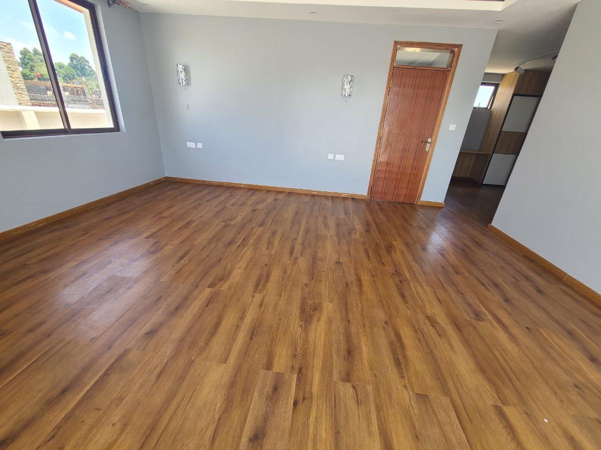 4 Bed Villa with En Suite in Runda - 6