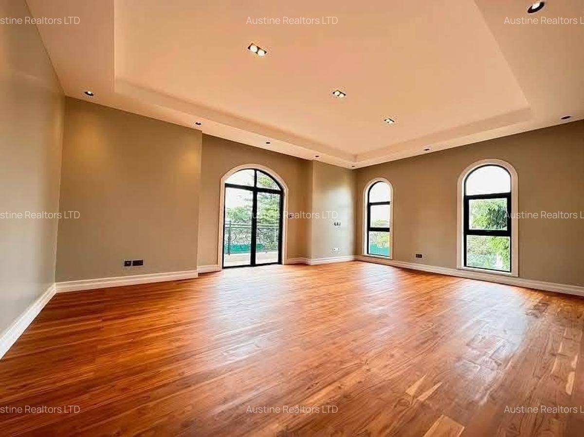 5 Bed Townhouse with En Suite in Loresho - 8