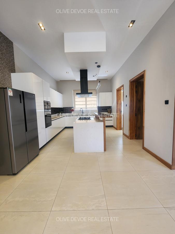 4 Bed Villa with En Suite in Loresho - 18