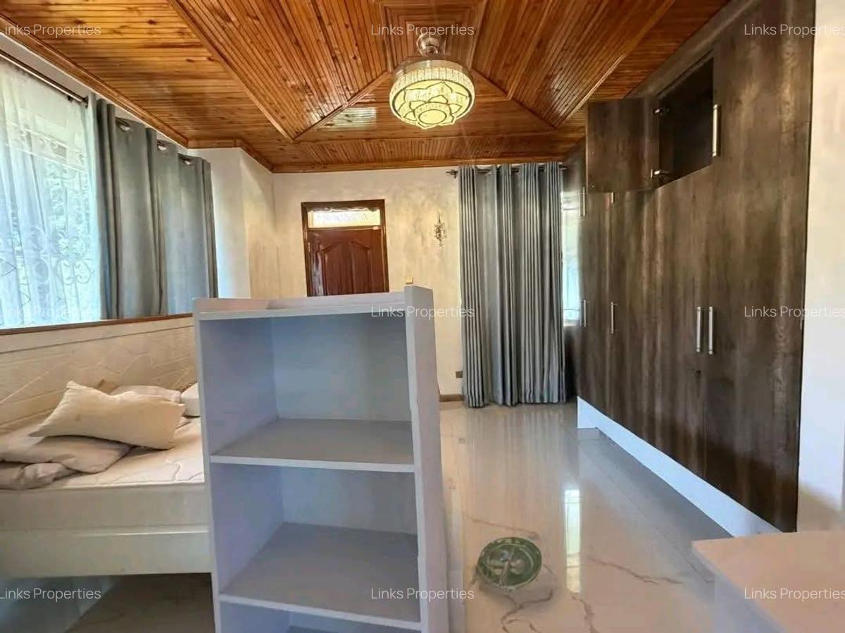 5 Bed House with En Suite at Karen - 10