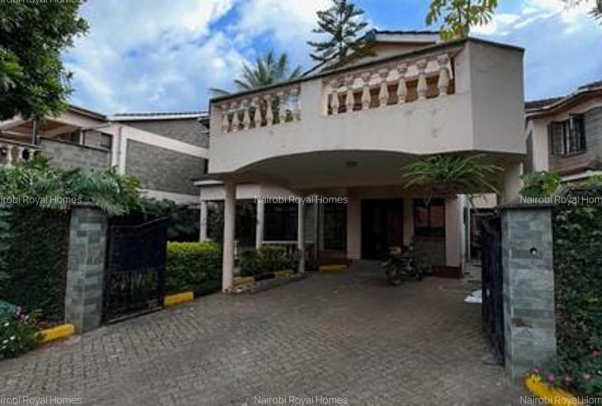 4 Bed Townhouse with En Suite at Lavington Washiga Road - 1