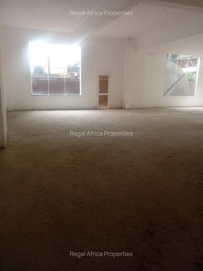 1,833 ft² Commercial Property with Backup Generator in Westlands Area - 9