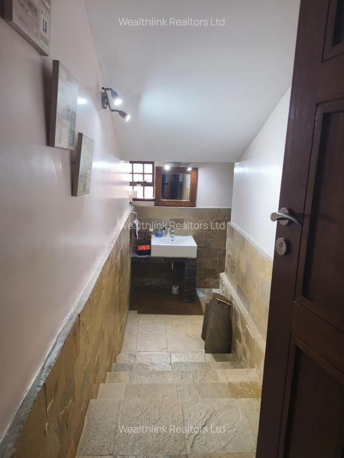 4 Bed Townhouse with En Suite at Peponi - 14