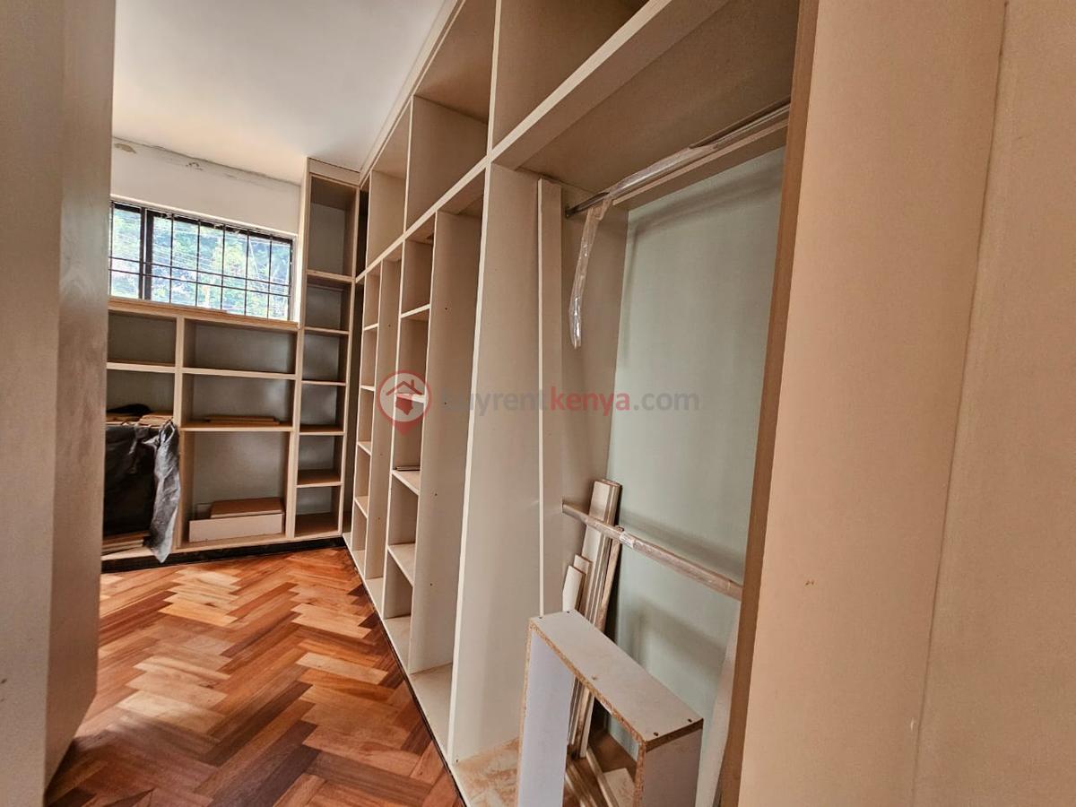 5 Bed Villa with En Suite in Loresho - 8