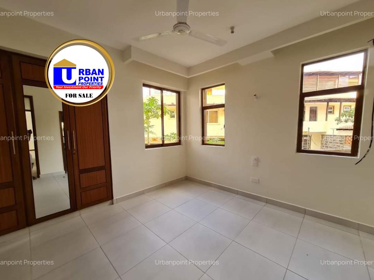 3 Bed Apartment with En Suite in Nyali Area - 10