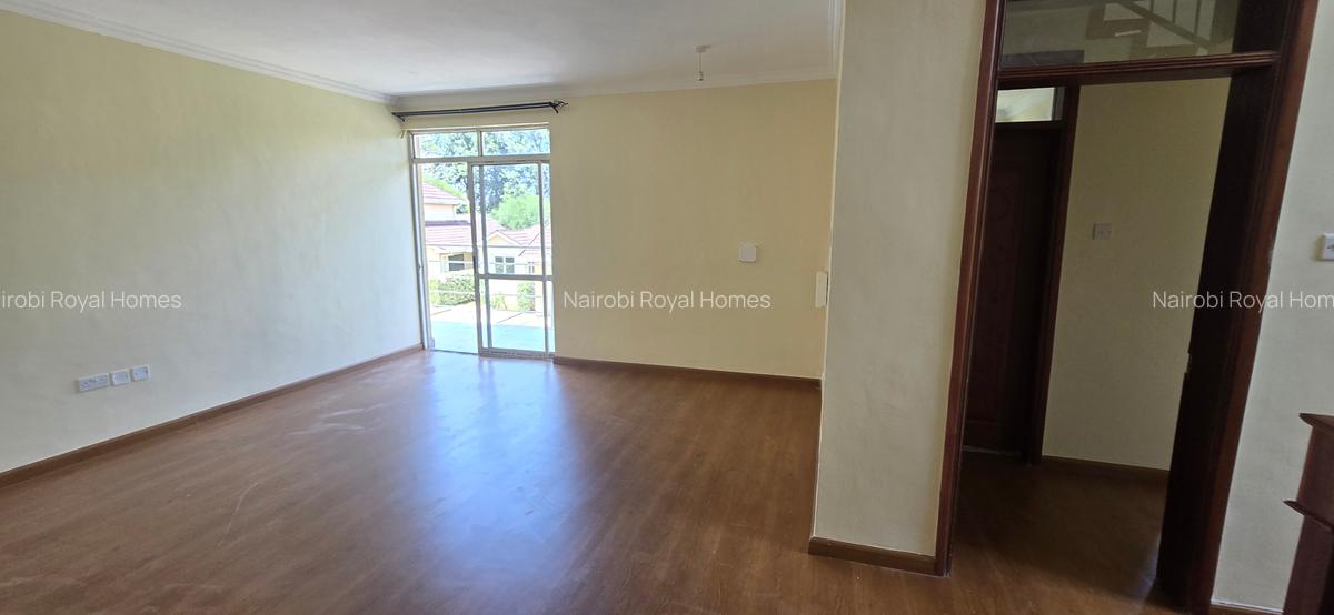 5 Bed Townhouse with En Suite at Kyuna Road - 6