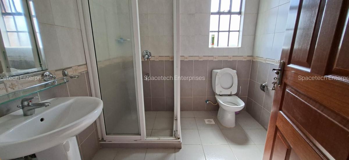 4 Bed Townhouse with En Suite in Runda - 14