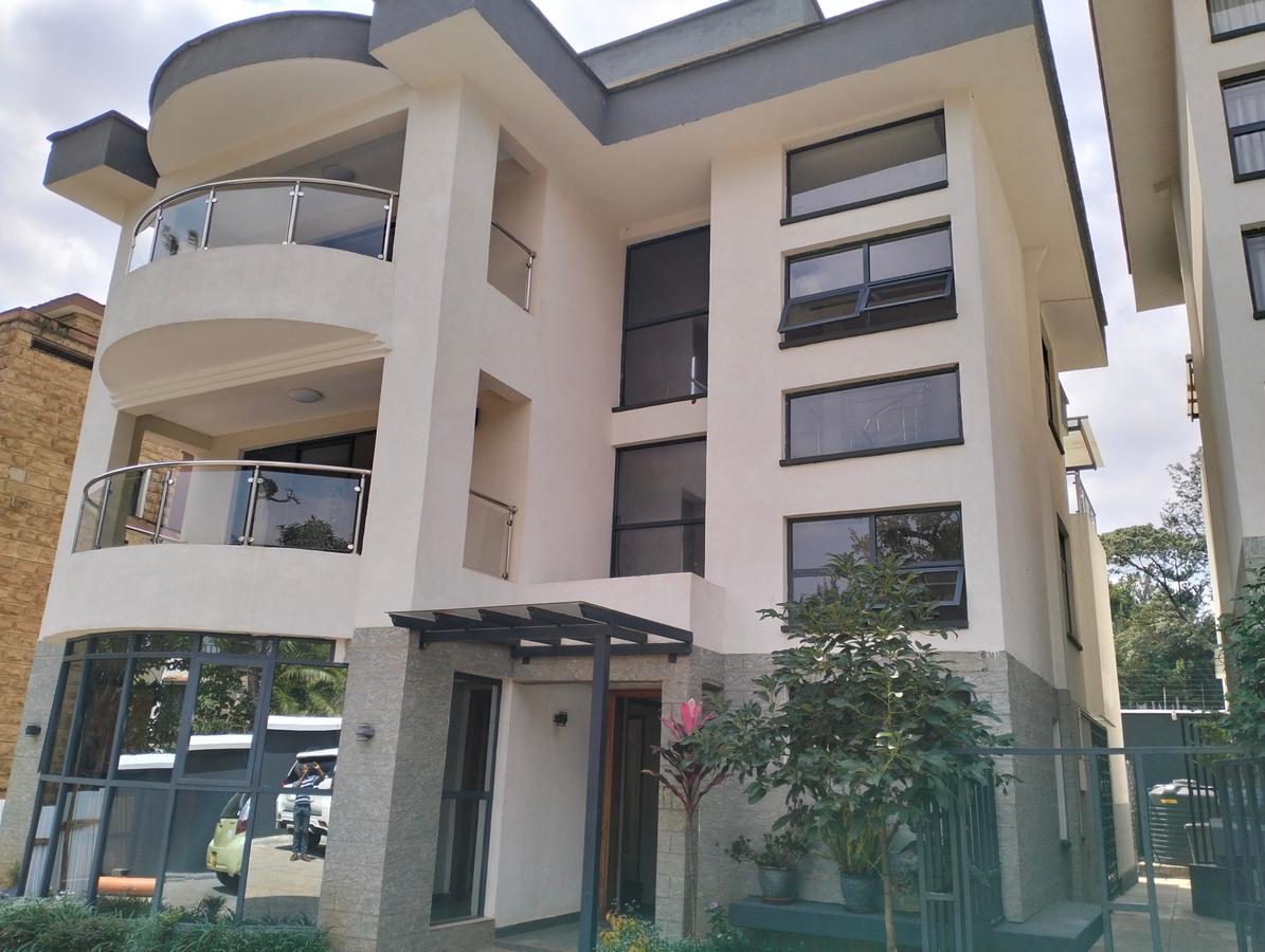 5 Bed Townhouse with En Suite in Lavington - 1