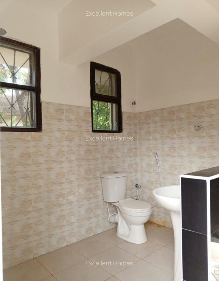 4 Bed House with En Suite in Mtwapa - 9