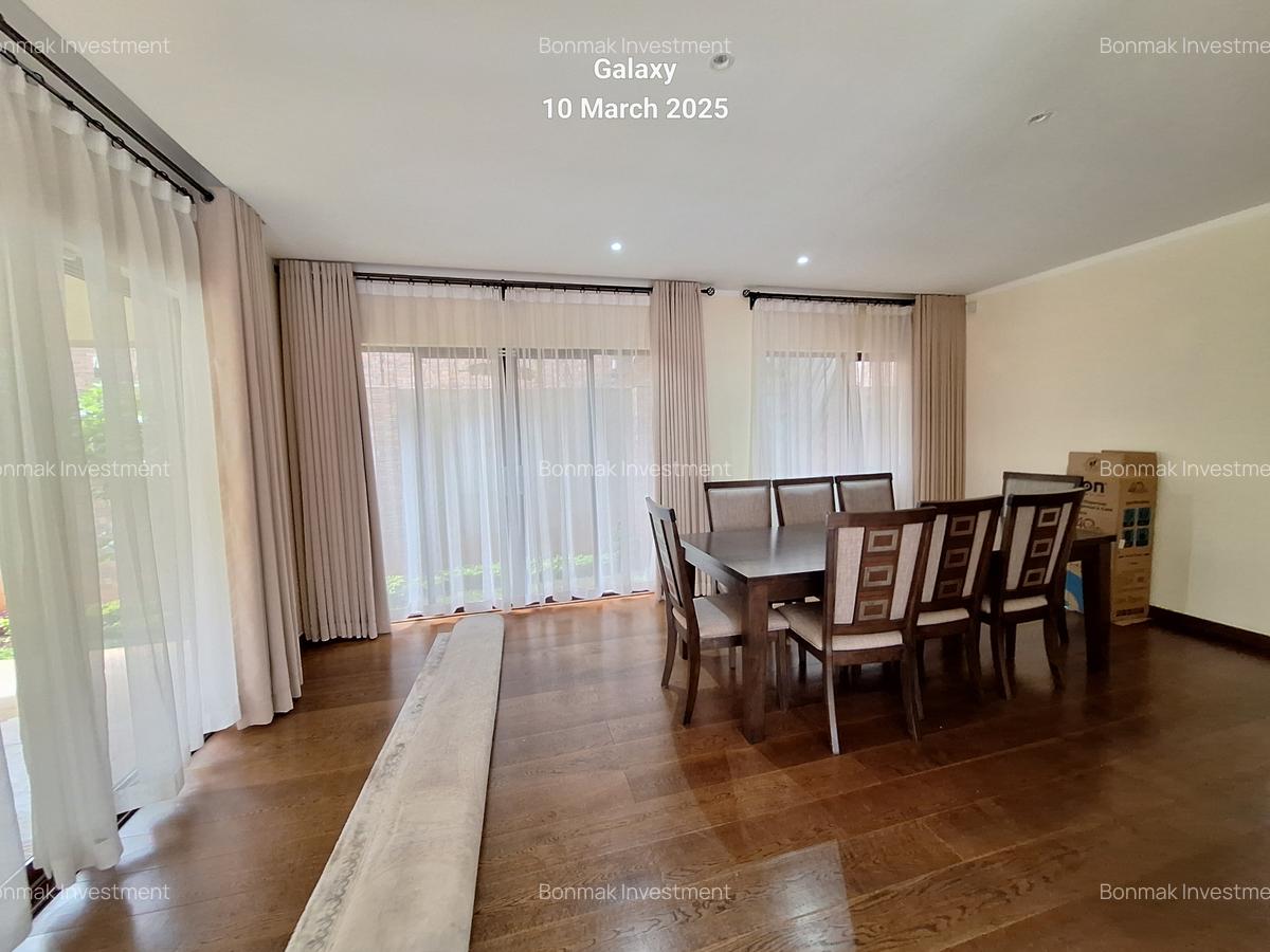 4 Bed Townhouse with En Suite at Convent Drive - 8