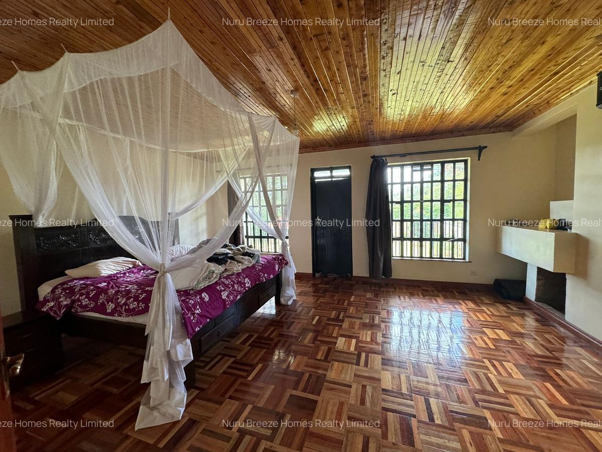 4 Bed House with En Suite in Runda - 14