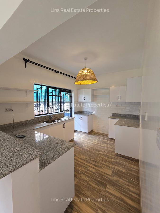 Serviced 3 Bed Apartment with En Suite in Kilimani - 19