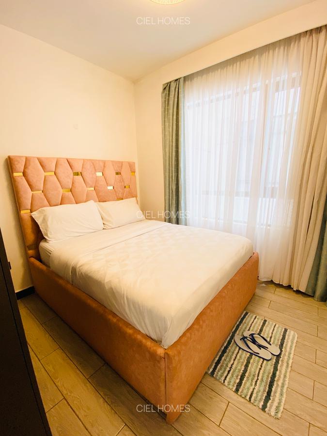 Furnished 2 Bed Apartment with En Suite at Wood Avenue - 10