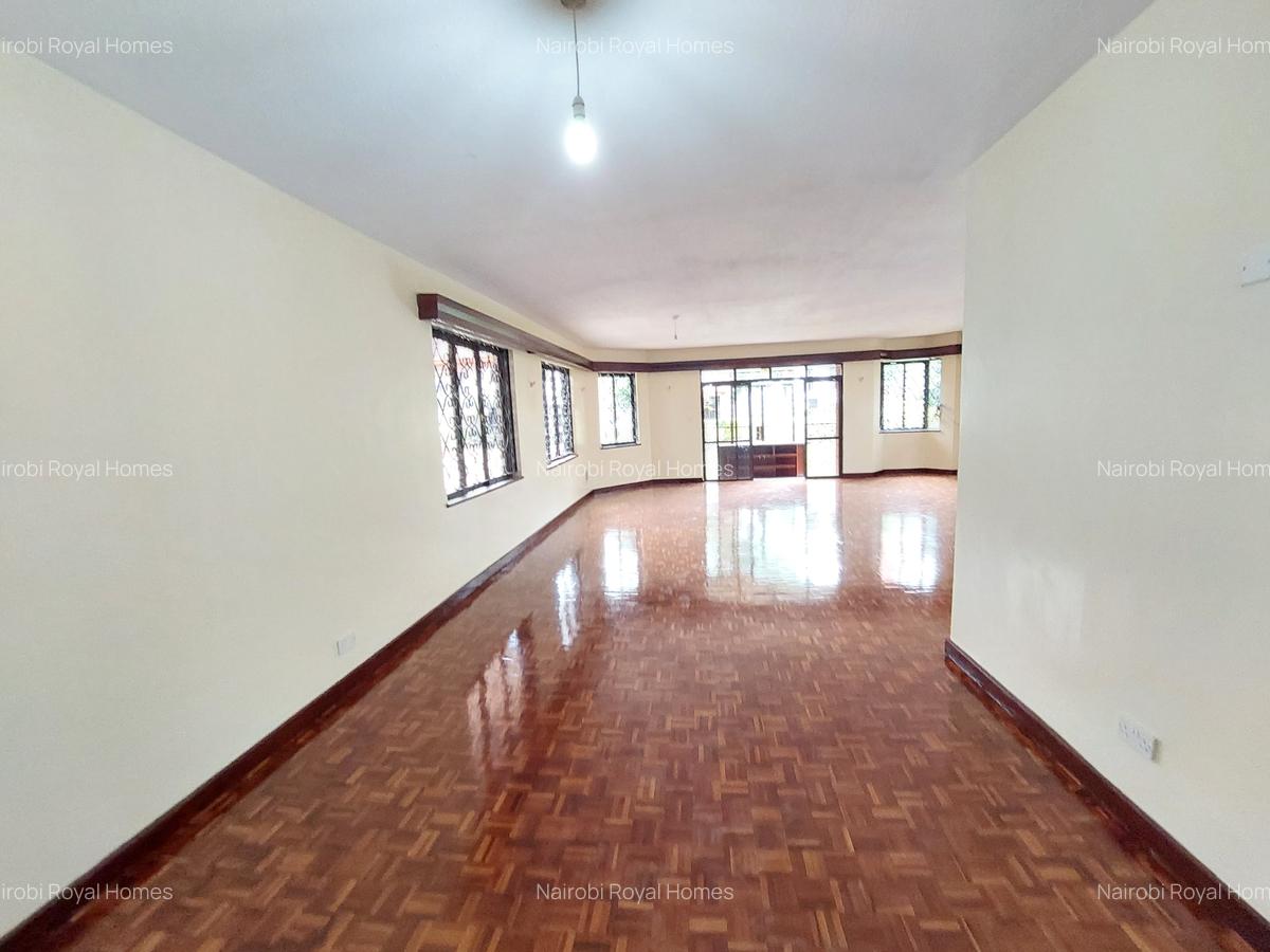 6 Bed Townhouse with En Suite at Kilimani Road - 9