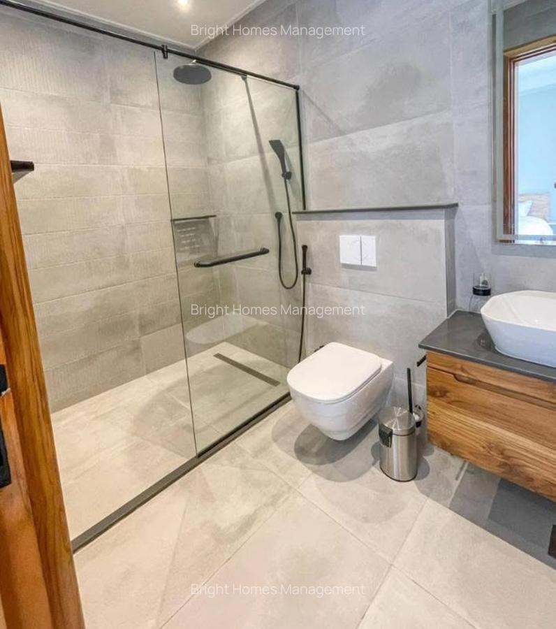 4 Bed Apartment with Swimming Pool in Spring Valley - 8