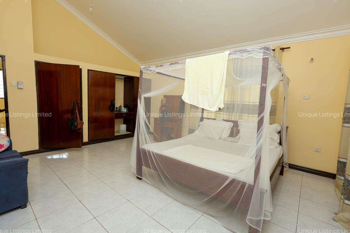 4 Bed House with Staff Quarters in Nyali Area - 14