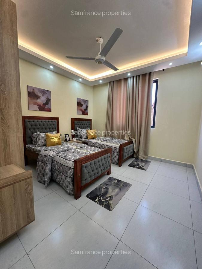 3 Bed Apartment with En Suite at Beach Road - 3