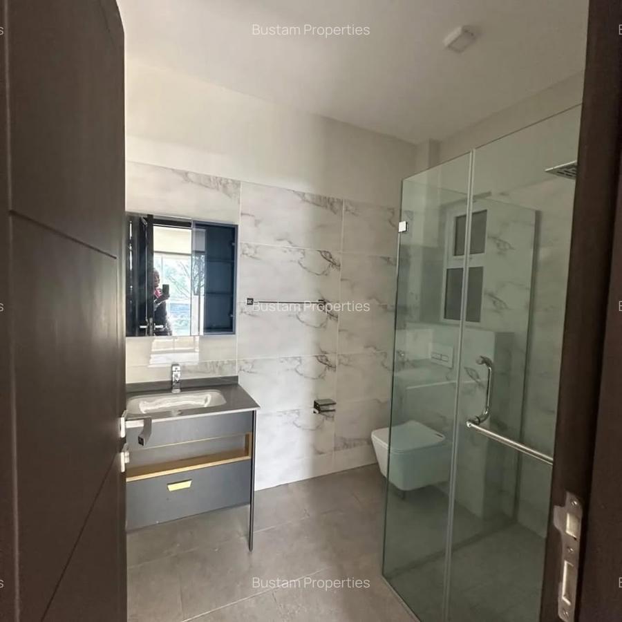 2 Bed Apartment with En Suite in Riverside - 4