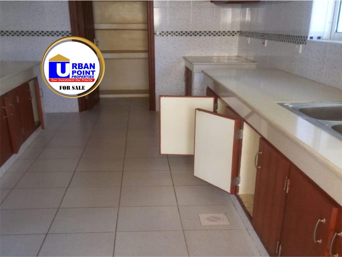 2 Bed Apartment with En Suite at Near Citymall Nyali - 9