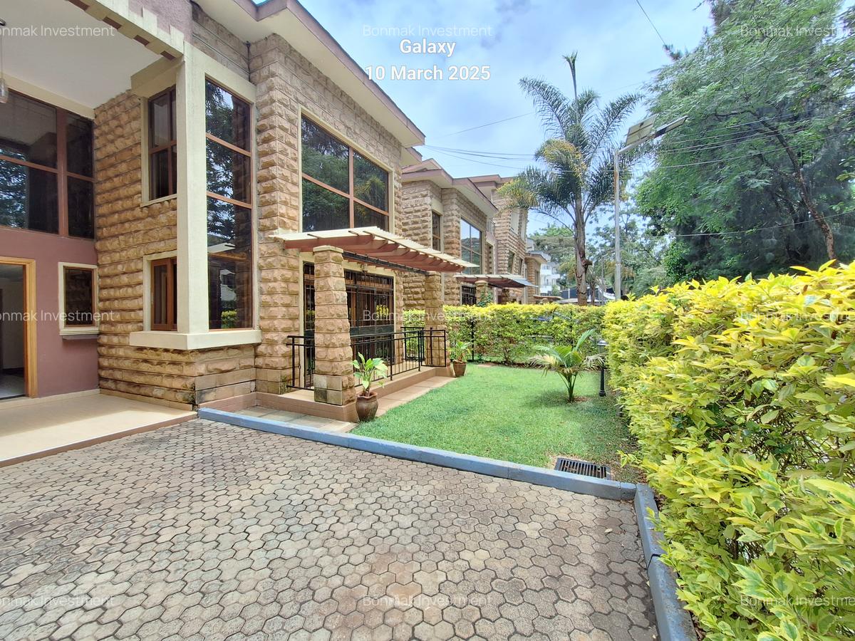 5 Bed Townhouse with En Suite at Lavington Green - 4