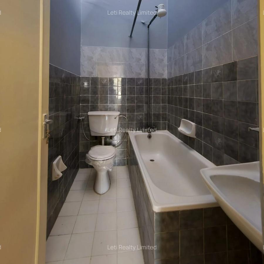 4 Bed Townhouse with En Suite in Kileleshwa - 12