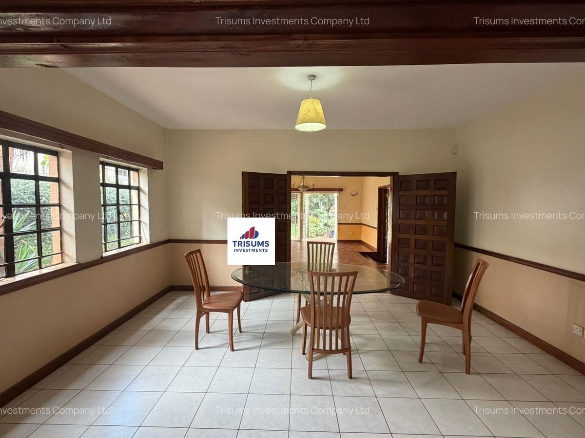 5 Bed House with En Suite in Runda - 3