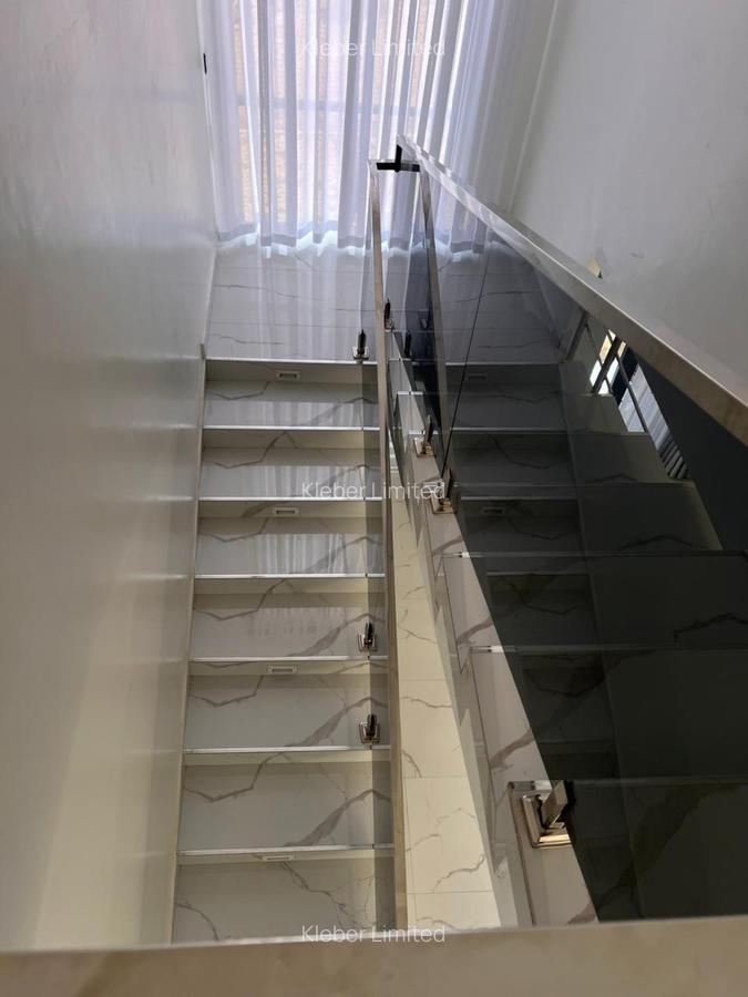 5 Bed House with En Suite in Ruiru - 9