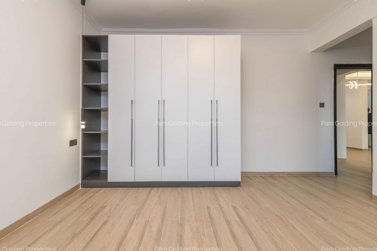 2 Bed Apartment with En Suite in Rhapta Road - 9