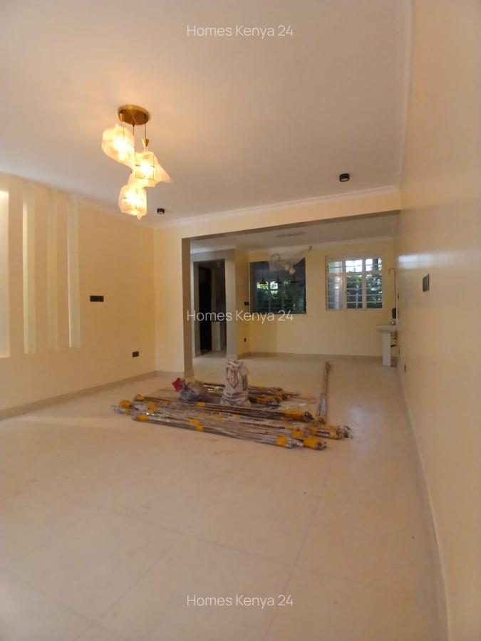5 Bed House in Garden Estate - 12
