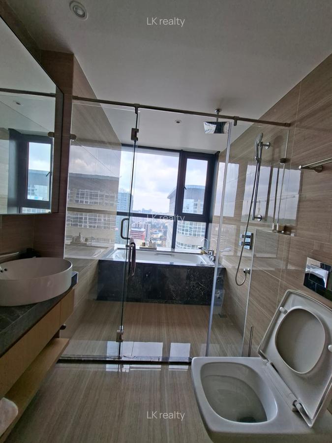 Serviced 2 Bed Apartment with En Suite at Westlands Road - 12