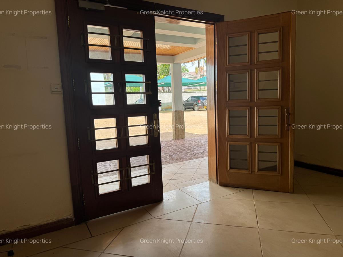 Commercial Property with Service Charge Included in Gigiri - 6