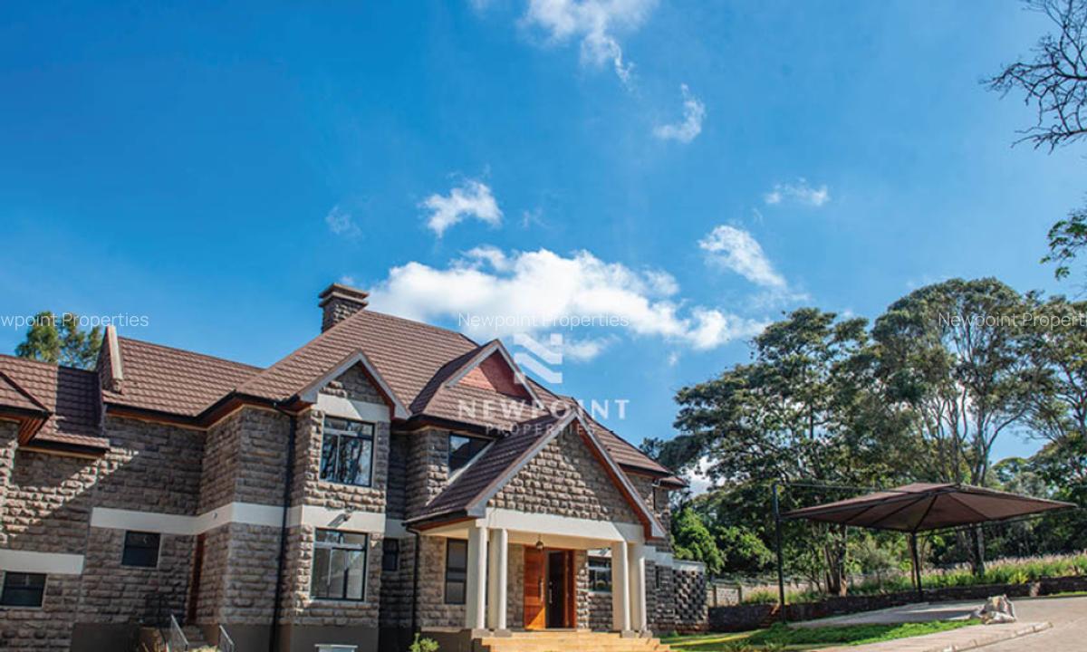 4 Bed House with En Suite in Karen - 1