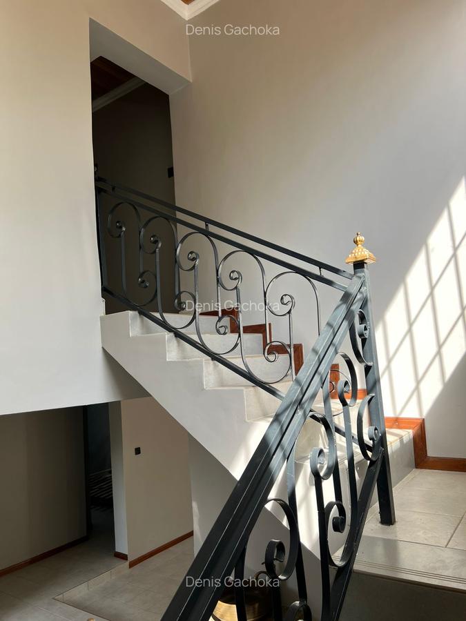 4 Bed House with En Suite at Elgon Street - 10