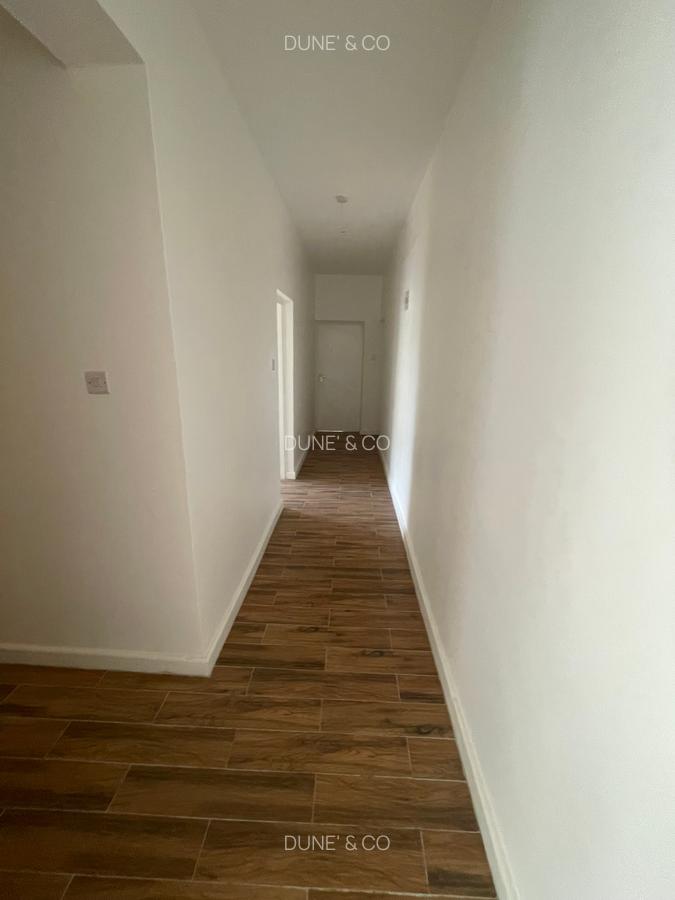 3 Bed Apartment with En Suite in Lavington - 6