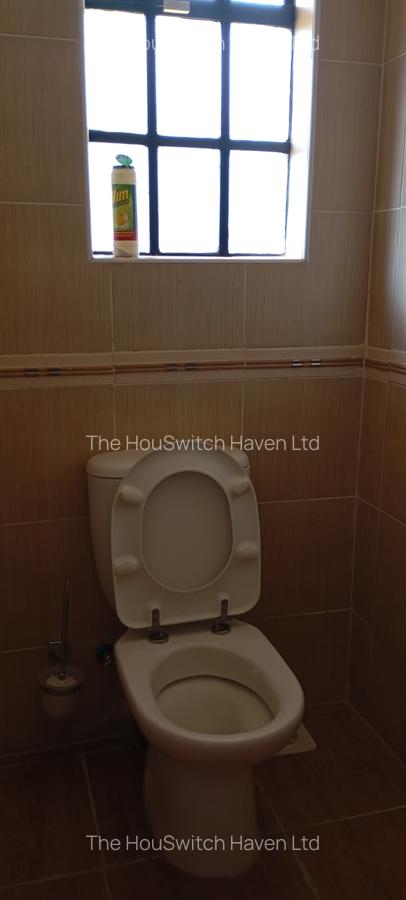 4 Bed House with En Suite at Glory Rd - 13