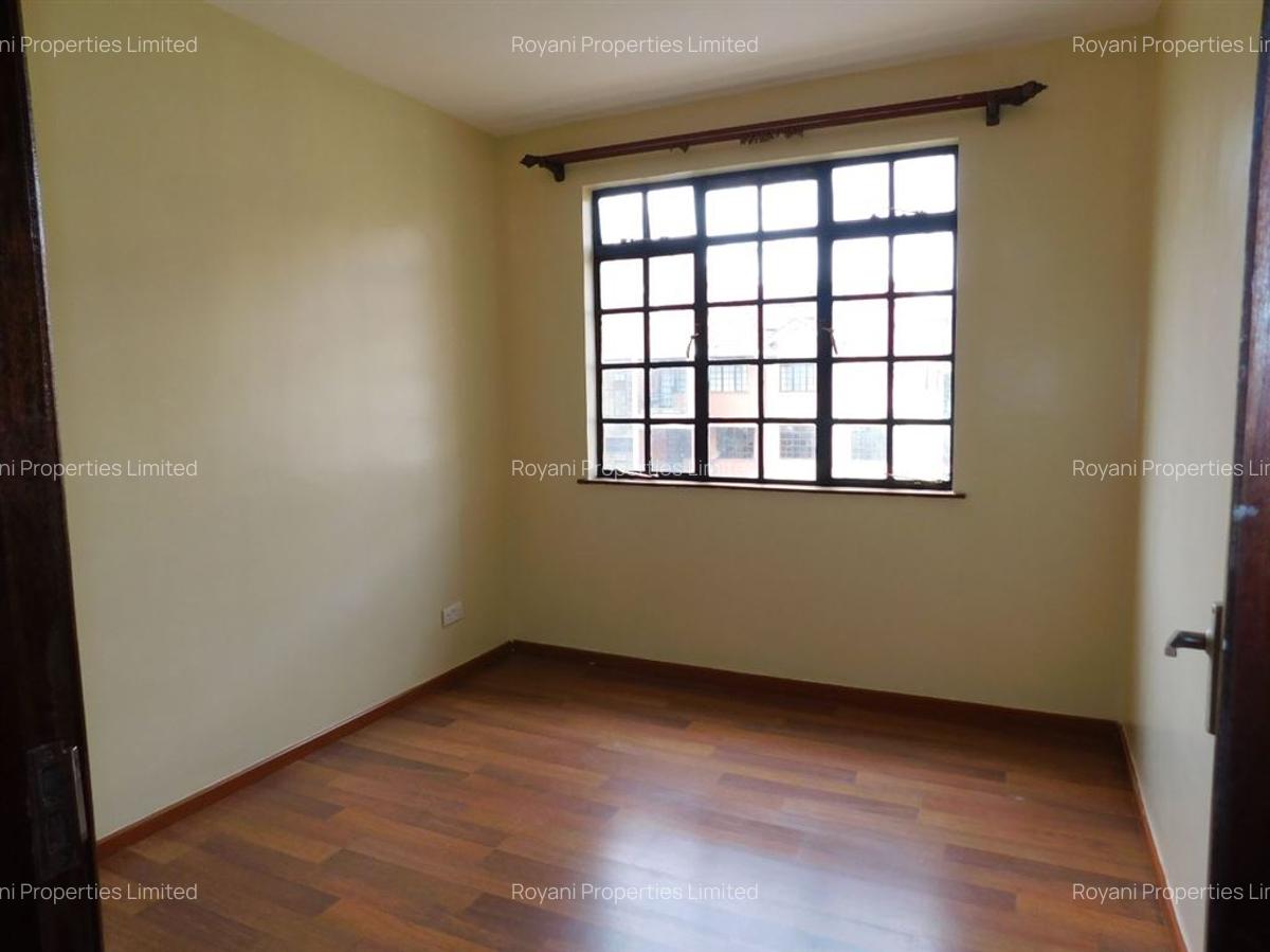 3 Bed Apartment with En Suite at Fourways Junction Kiambu Rd - 8