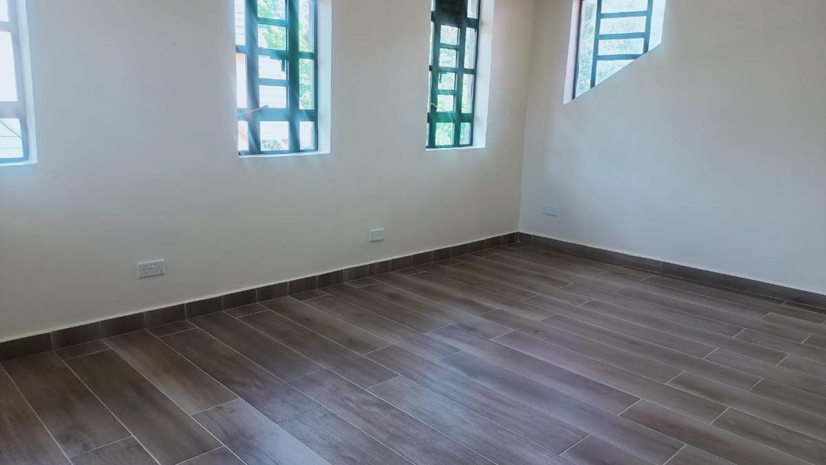 6 Bed Townhouse with En Suite in Kitisuru - 5