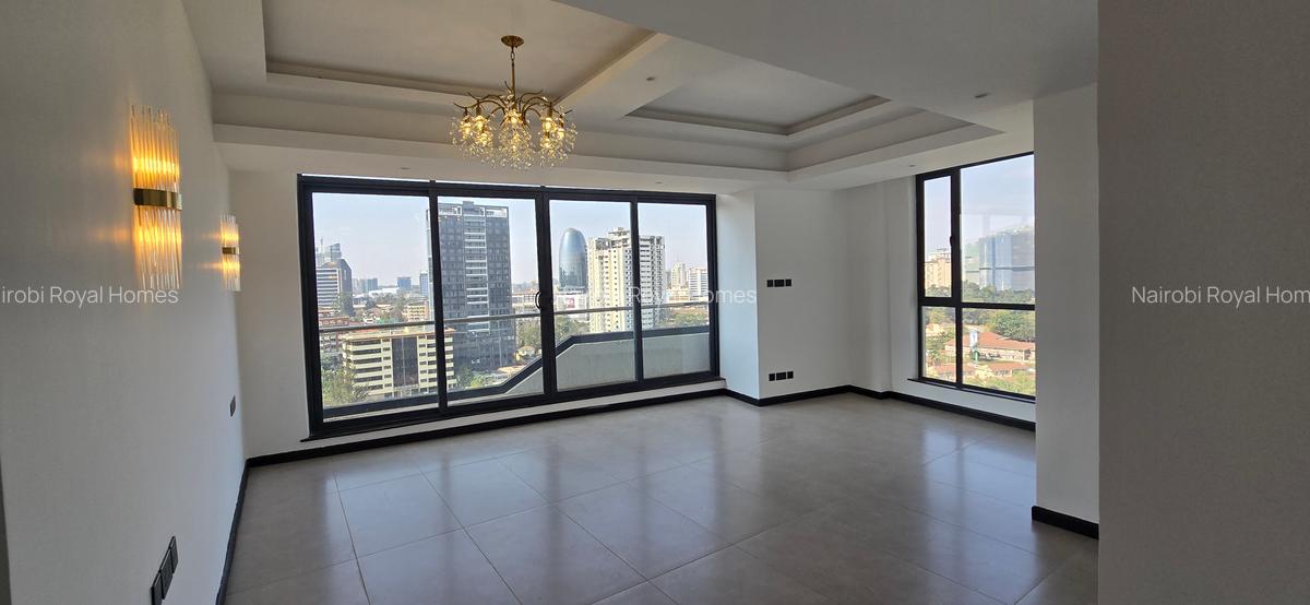 3 Bed Apartment with En Suite at Riverside Drive - 7