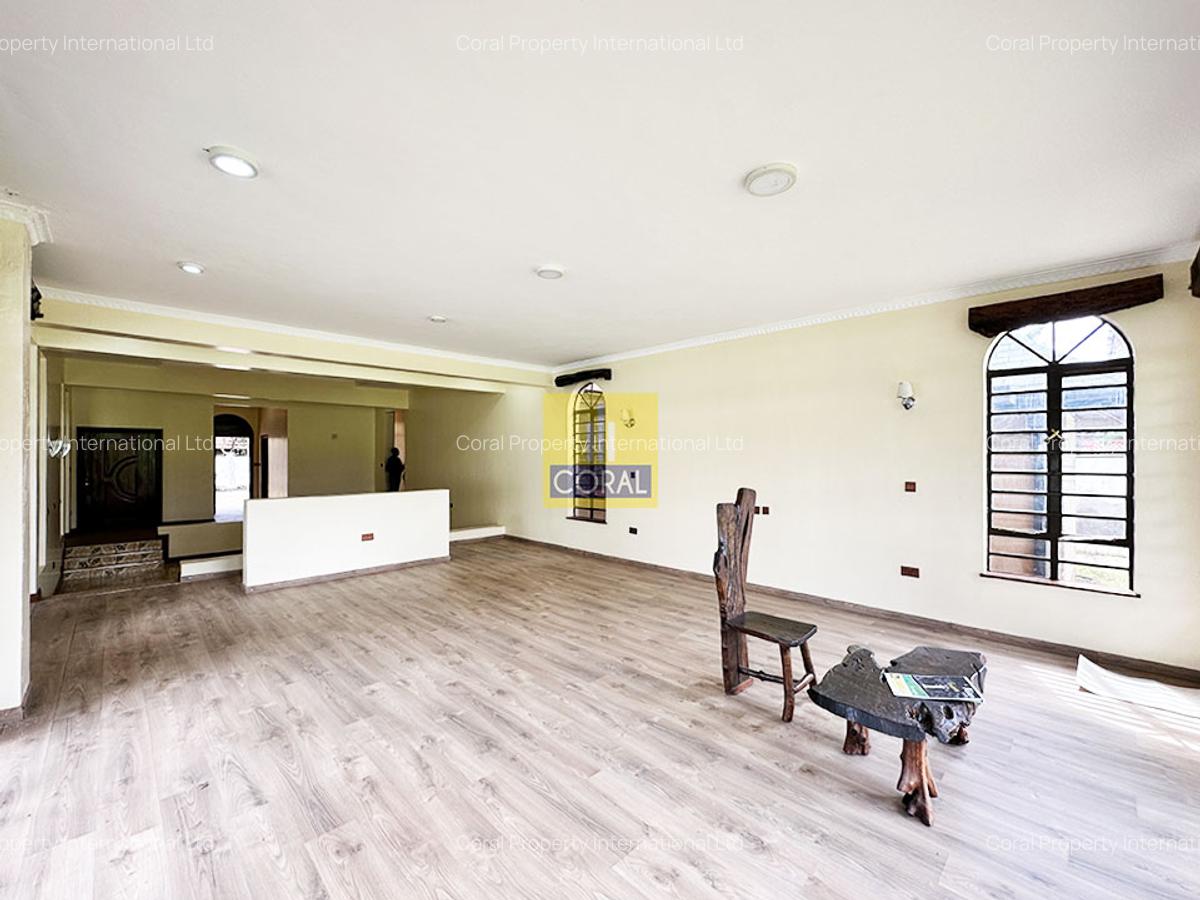 6 Bed House in Runda - 2