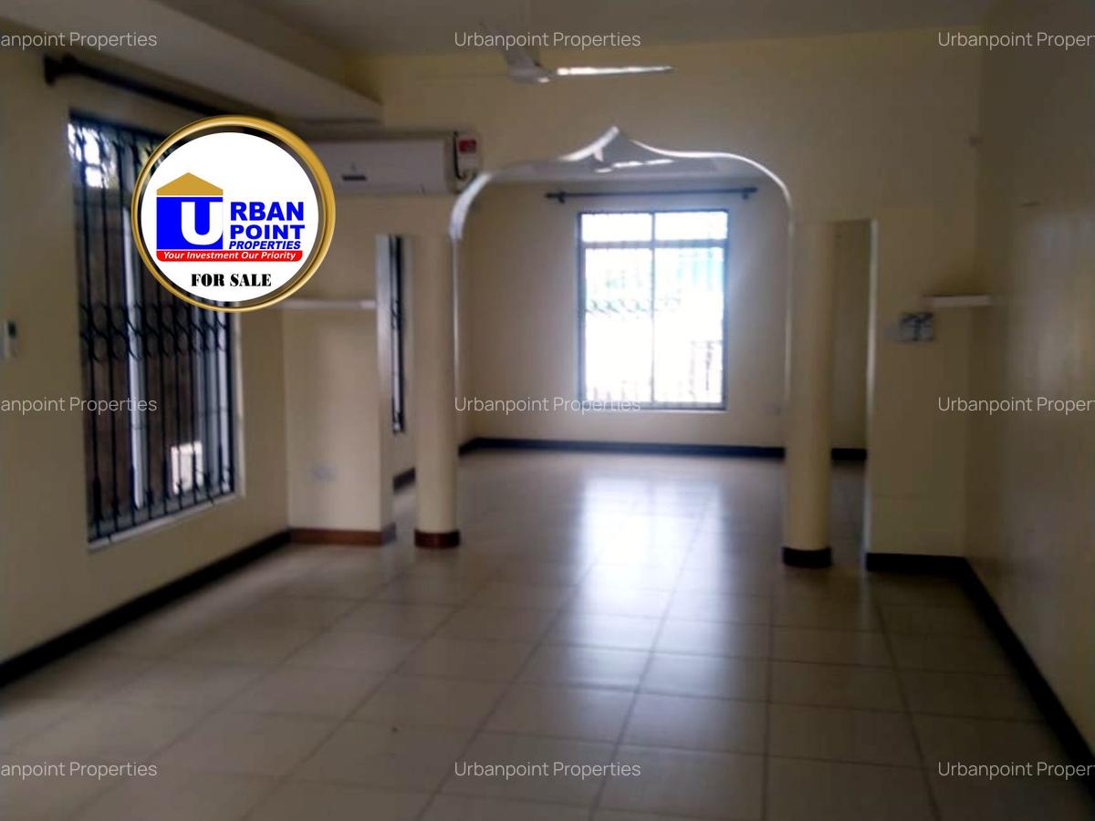 4 Bed House with En Suite in Nyali Area - 7